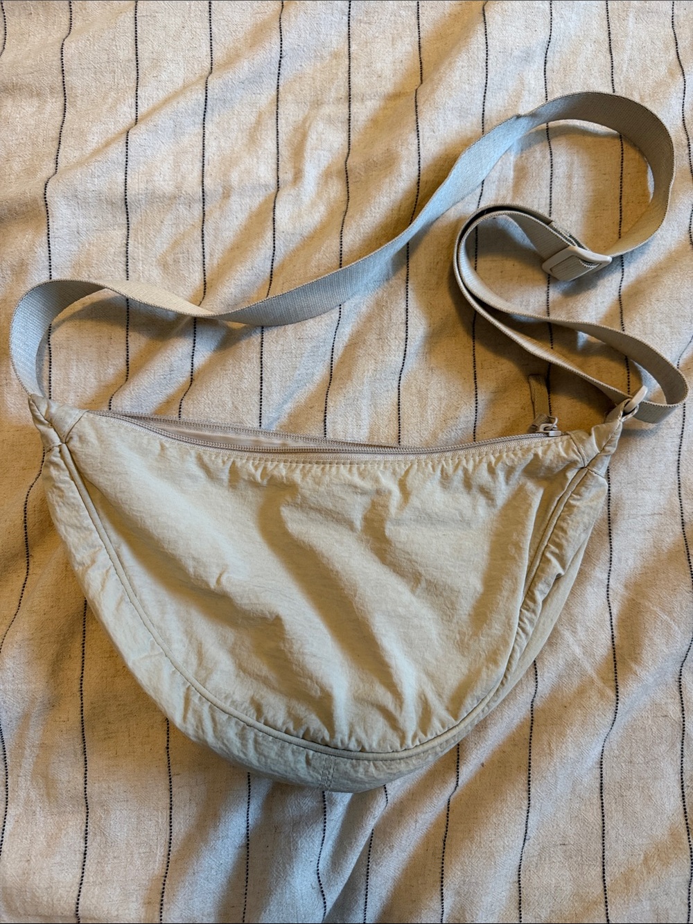 UNIQLO Beige Crossbody Bag - Neutral Canvas Sling